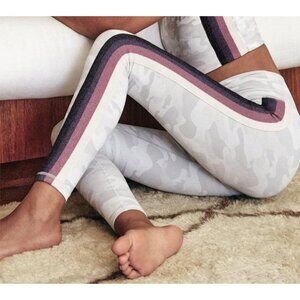 SPIRITUAL GANGSTER Essential High Waist Leggings Sz XS Winter Camo Combo Active